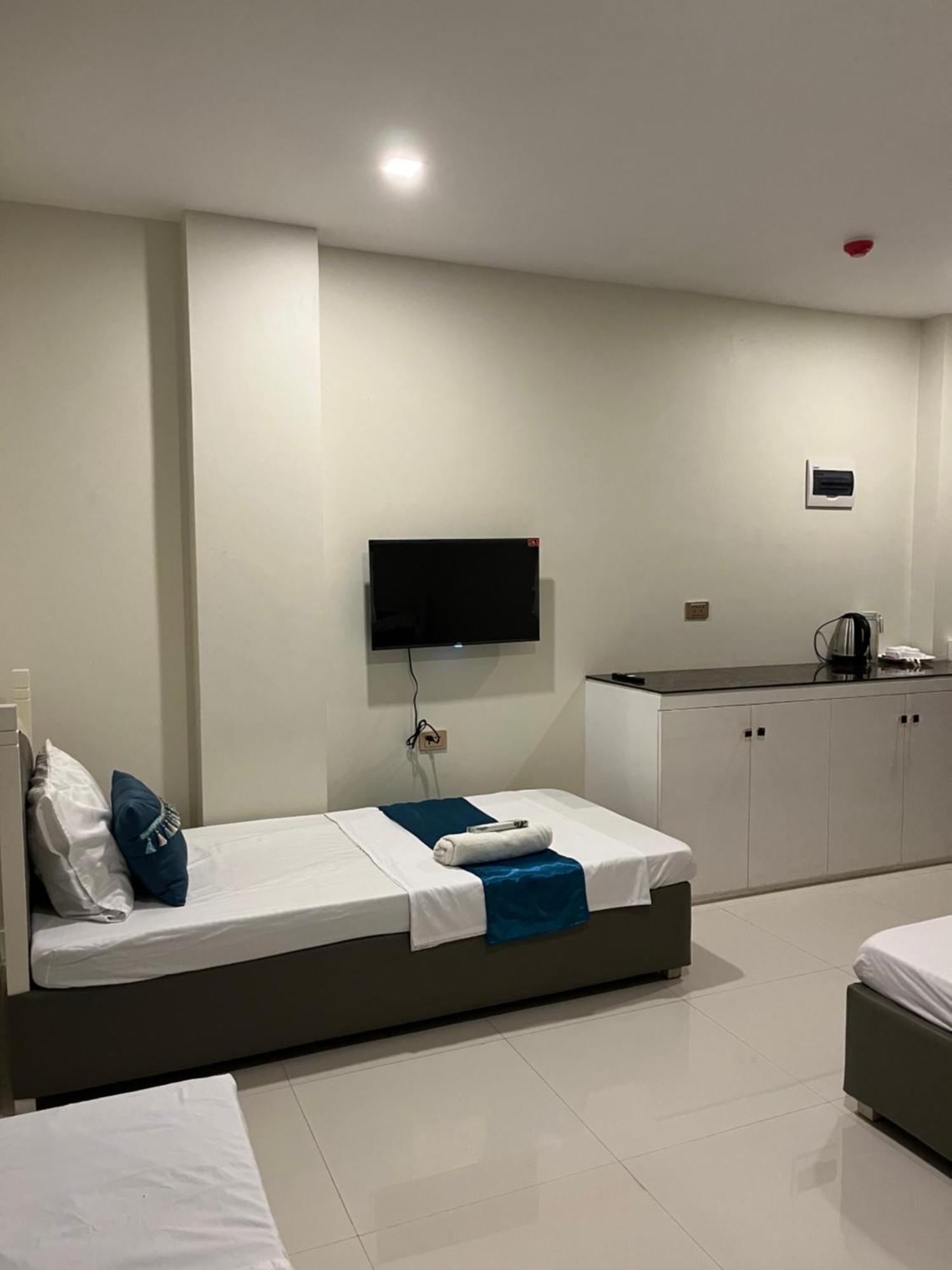 717 Residences Iloilo City Luaran gambar