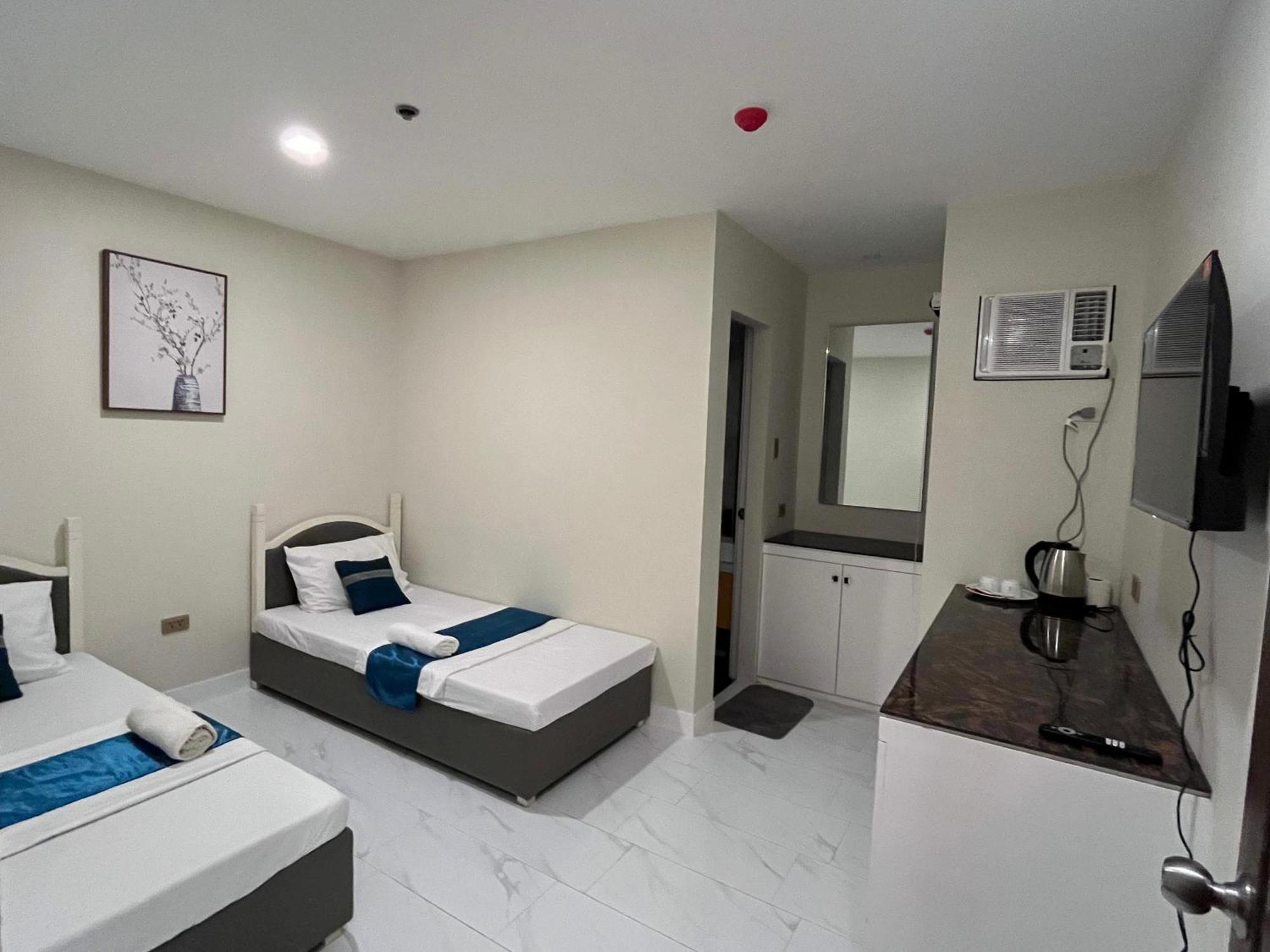 717 Residences Iloilo City Luaran gambar